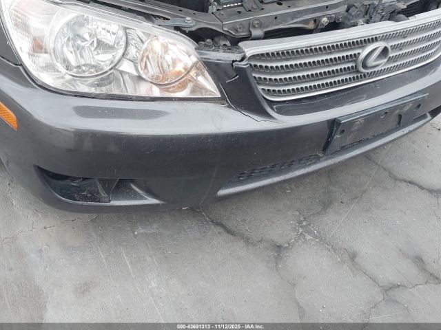 2001 LEXUS IS 300 JTHBD182810027973 Photo 5