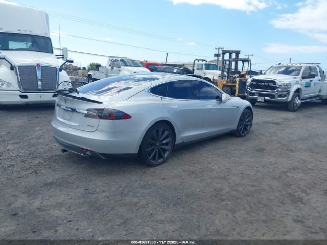 2013 TESLA MODEL S 5YJSA1CP8DFP28242 Photo 3