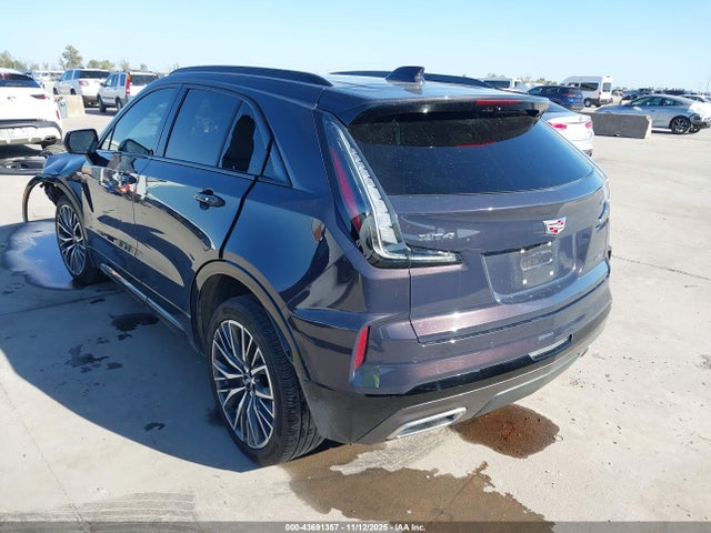 2025 CADILLAC XT4 1GYFZER4XSF125973 Photo 2