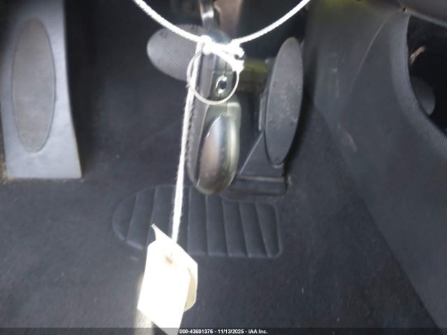 2021 MINI CLUBMAN WMWLV7C07M2N54047 Photo 10