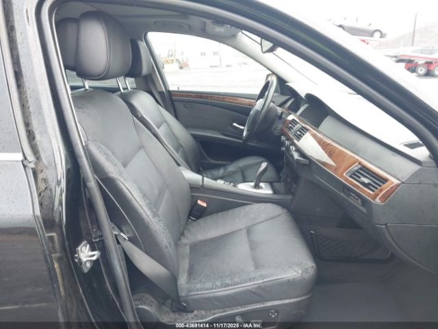 2010 BMW 528I WBANU5C54AC461147 Photo 4