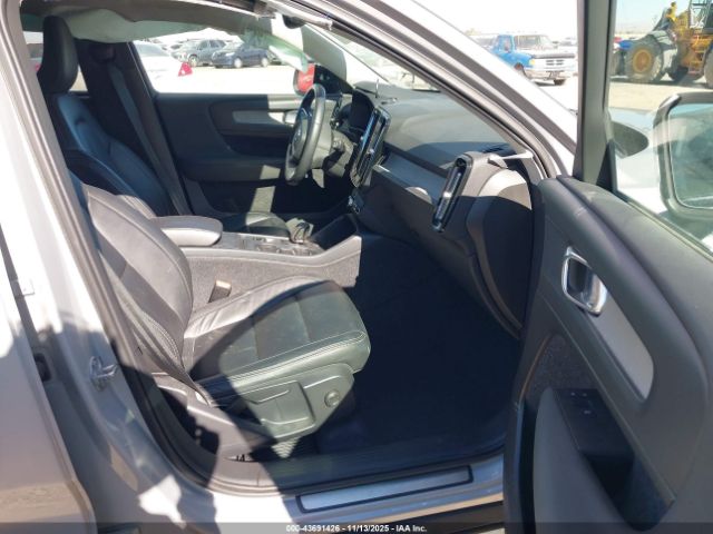 2024 VOLVO XC40 YV4L12UK6R2210523 Photo 4