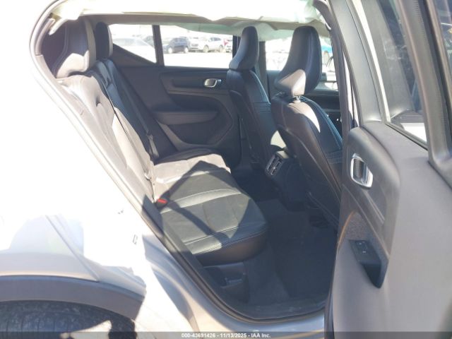 2024 VOLVO XC40 YV4L12UK6R2210523 Photo 7