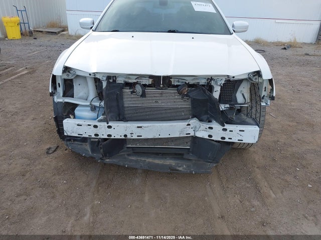 2C3CCAGGXGH182958 Chrysler 300 300s
