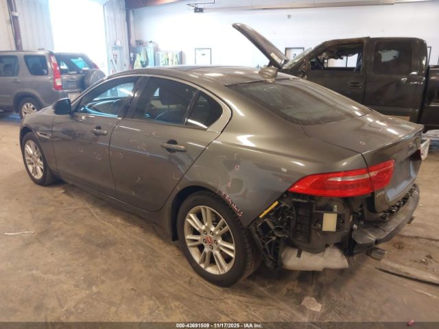 2018 JAGUAR XE SAJAJ4FX0JCP38055 Photo 2