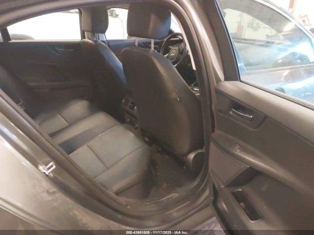 2018 JAGUAR XE SAJAJ4FX0JCP38055 Photo 7