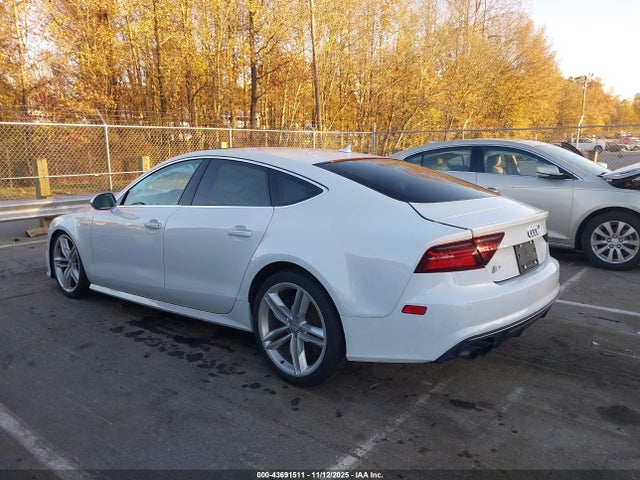 2016 AUDI S7 WAUW2AFC9GN050417 Photo 2