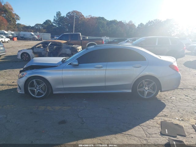 2015 Mercedes-benz C 300 Sport მანქანა იყიდება აუქციონზე, vin: 55SWF4JB5FU072627, აუქციონის ნომერი: 43691578