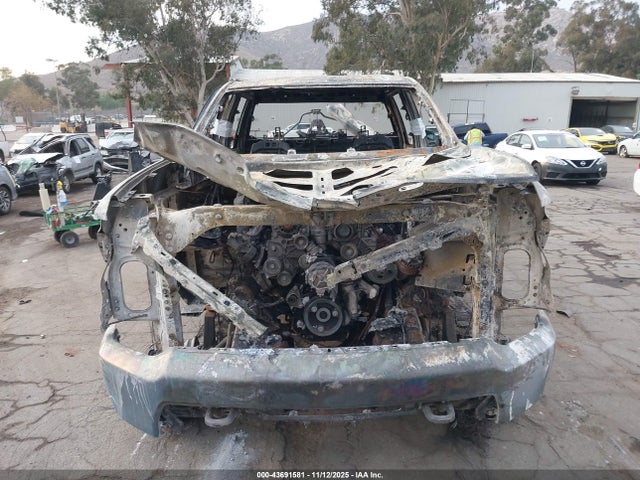 1GC1YNEY0MF301718 Chevrolet Silverado 2500hd 4wd Standard Bed Lt