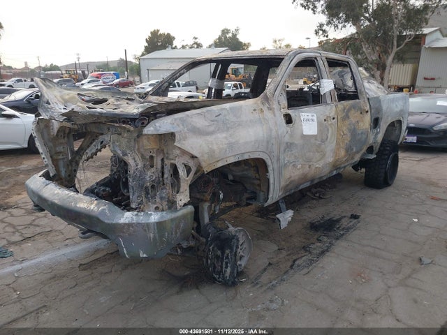1GC1YNEY0MF301718 Chevrolet Silverado 2500hd 4wd Standard Bed Lt