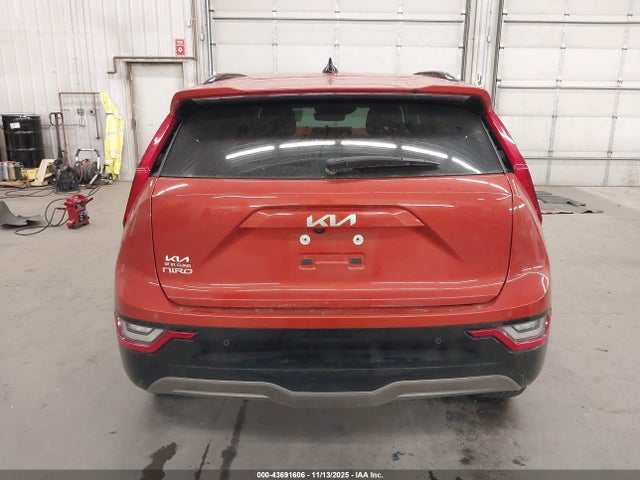KNDCT3L13P5034957 KIA Niro Ev Wave