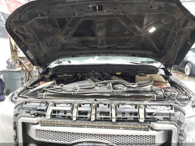 1FT8W3DT5GEB05363 Ford F-350 Lariat