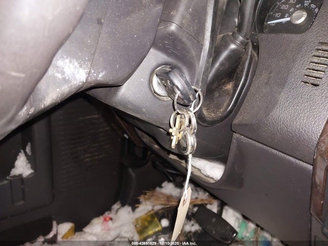 1FT8W3DT5GEB05363 Ford F-350 Lariat