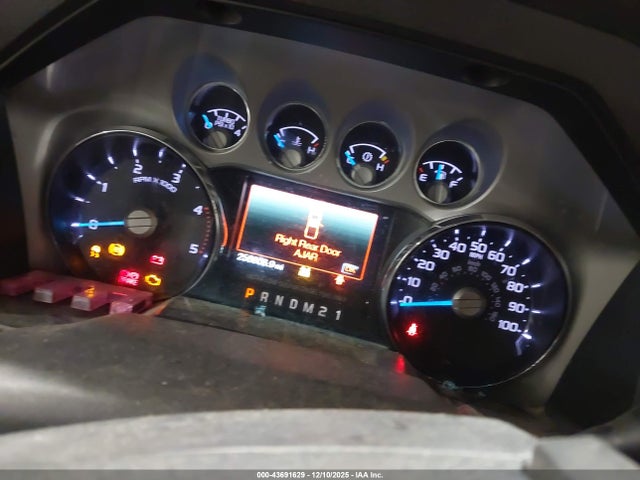 1FT8W3DT5GEB05363 Ford F-350 Lariat