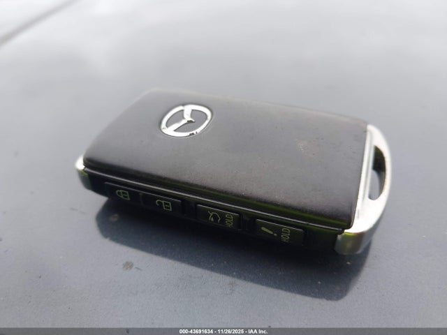 JM1GL1WY0M1613163 Mazda Mazda6 Carbon Edition