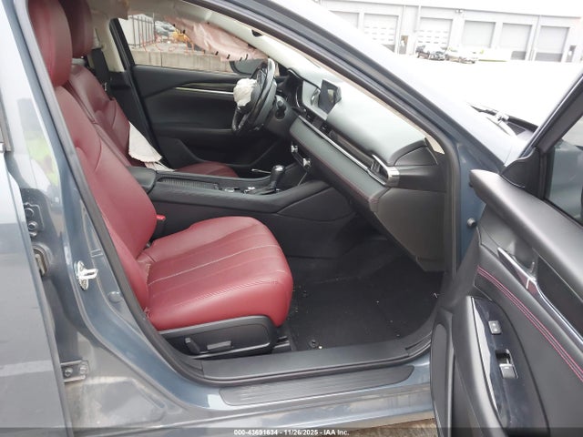 JM1GL1WY0M1613163 Mazda Mazda6 Carbon Edition