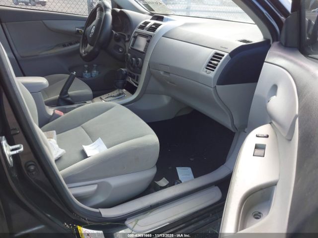 2013 TOYOTA COROLLA 5YFBU4EE9DP077616 Photo 4