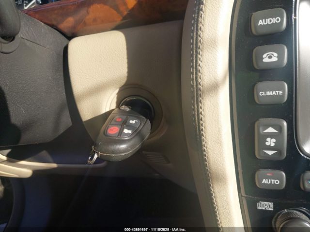 2008 JAGUAR XJ SAJWA79B98SH19448 Photo 10