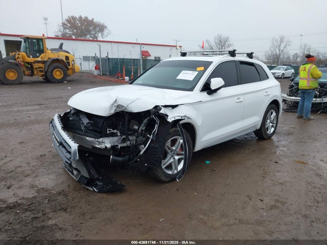 2019 AUDI Q5 WA1ANAFY0K2084640 Photo 1