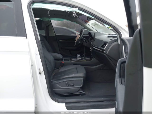 2019 AUDI Q5 WA1ANAFY0K2084640 Photo 4