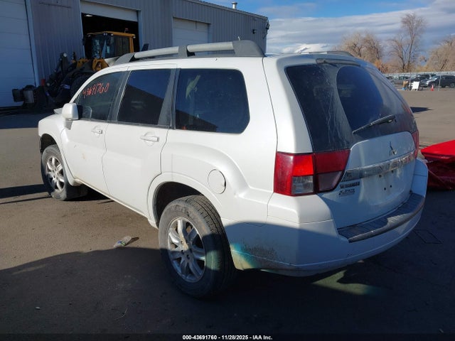 2010 MITSUBISHI ENDEAVOR 4A4JN2AS4AE013655 Photo 2