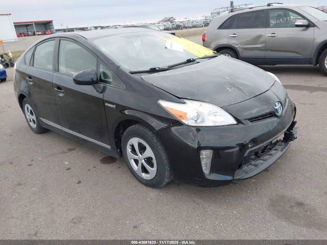 Toyota Prius Three 2014 JTDKN3DU0E0364256 Image 1