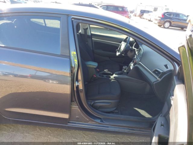 2020 HYUNDAI ELANTRA 5NPD84LF3LH549796 Photo 4