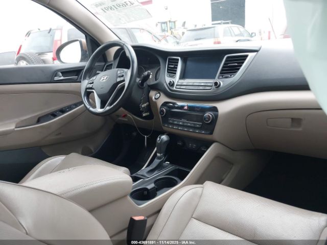 2017 HYUNDAI TUCSON KM8J33A24HU328289 Photo 4