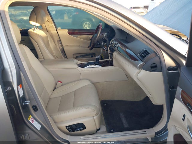 2016 LEXUS LS 460 JTHGL5EF0G5057200 Photo 4
