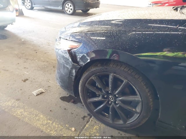 JM1BPBNM3L1168807 Mazda Mazda3 Premium Package