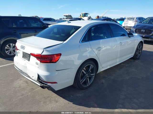 2017 AUDI A4 WAUENAF45HN054087 Photo 3