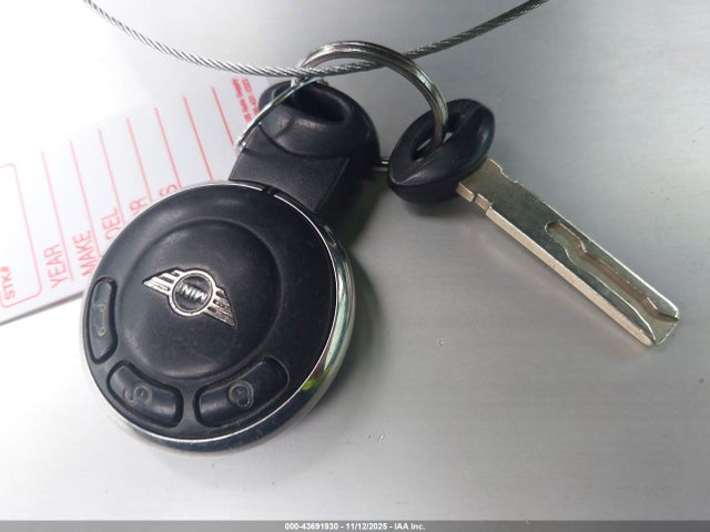 2012 MINI COOPER CLUBMAN WMWZF3C51CT189434 Photo 10