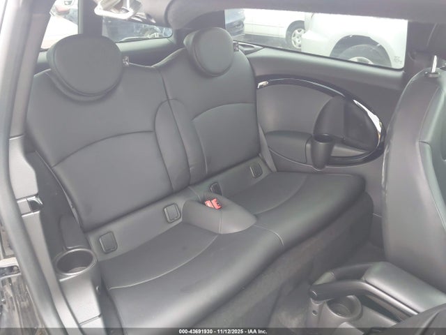 2012 MINI COOPER CLUBMAN WMWZF3C51CT189434 Photo 7