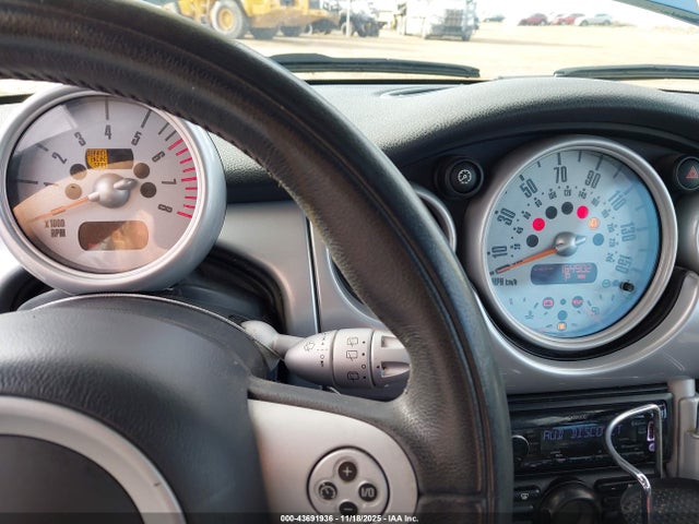 2006 MINI COOPER WMWRC33586TJ79545 Photo 6