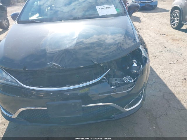 Aukcja sprzedaży 2017 Chrysler Pacifica Touring-l, vin: 2C4RC1BG0HR668154, numer aukcji: 43692089