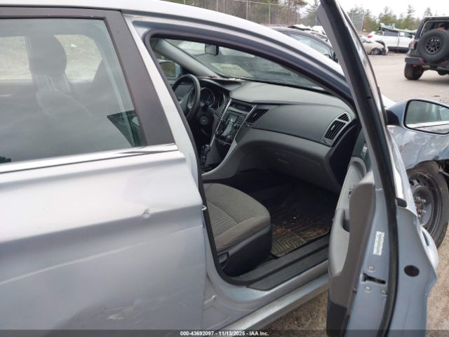2011 HYUNDAI SONATA 5NPEB4AC8BH017800 Photo 4