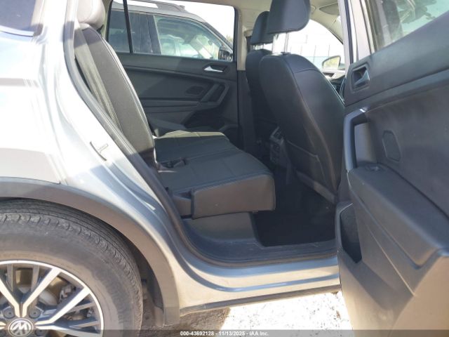 2019 VOLKSWAGEN TIGUAN 3VV3B7AX5KM115867 Photo 7