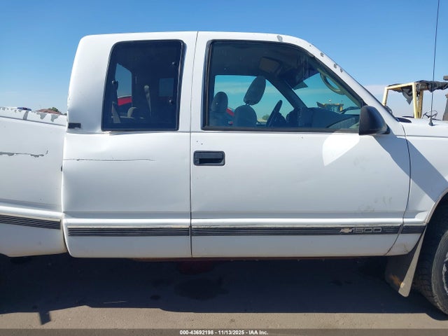 43692198 :رقم المزاد ، 1GCEK19K6SE261102 vin ، 1995 Chevrolet Gmt-400 K1500 مزاد بيع