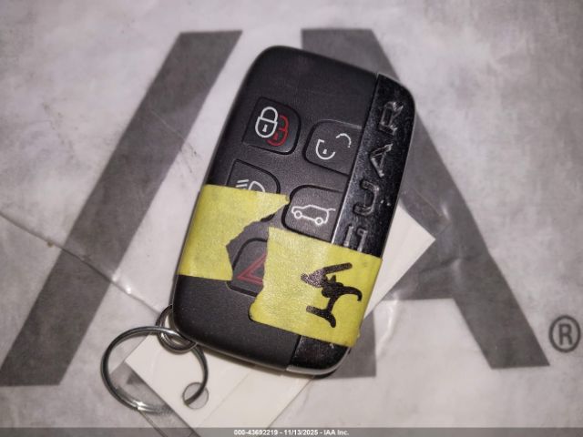 2017 JAGUAR F-PACE SADCM2BV5HA892309 Photo 10