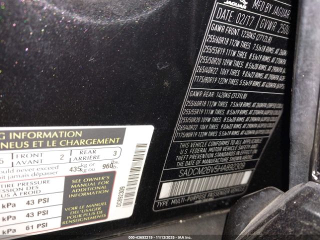 2017 JAGUAR F-PACE SADCM2BV5HA892309 Photo 8