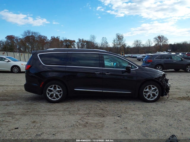 Aukcja sprzedaży 2017 Chrysler Pacifica Touring-l Plus, vin: 2C4RC1EG4HR525820, numer aukcji: 43692233