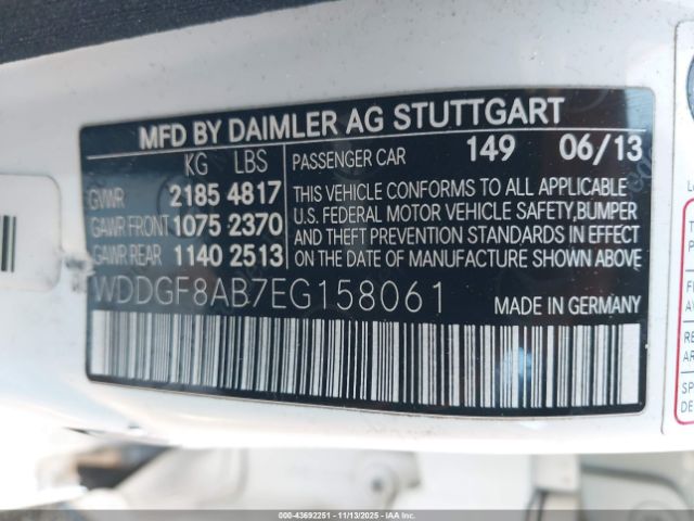 2014 MERCEDES-BENZ C 300 WDDGF8AB7EG158061 Photo 8