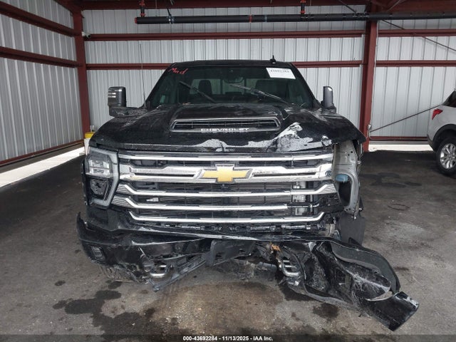 2GC4YREY6R1158812 Chevrolet Silverado 2500hd 4wd Standard Bed High Country