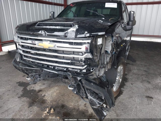 2GC4YREY6R1158812 Chevrolet Silverado 2500hd 4wd Standard Bed High Country