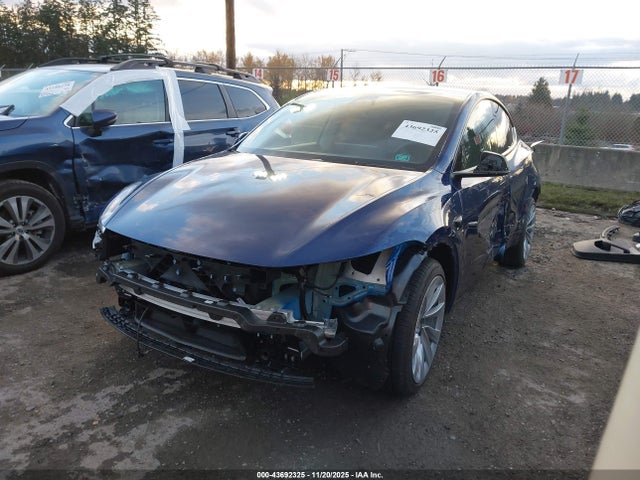 2026 TESLA MODEL Y 7SAYGDEE2TF377013 Photo 1