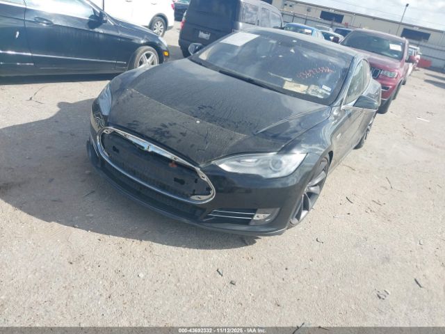 2013 TESLA MODEL S 5YJSA1DP1DFP15590 Photo 1