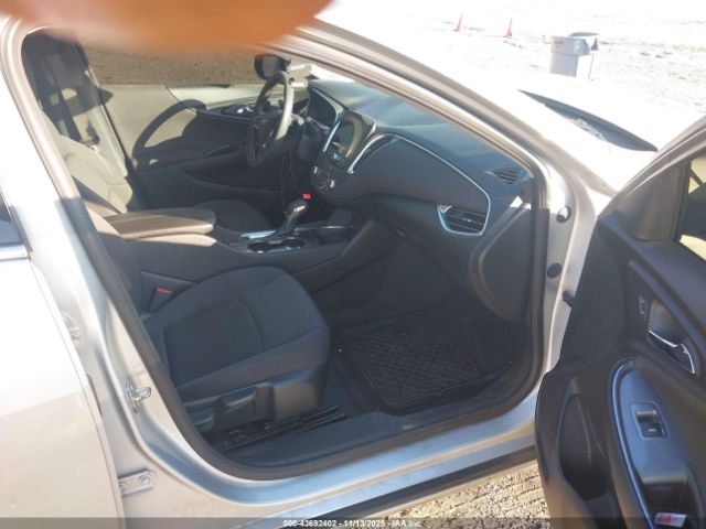 2021 CHEVROLET MALIBU 1G1ZD5ST9MF076182 Photo 4