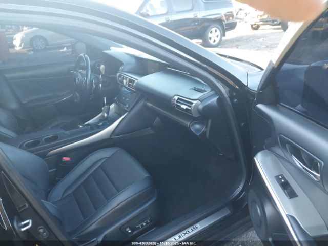 2016 LEXUS IS 200T JTHBA1D25G5015791 Photo 4