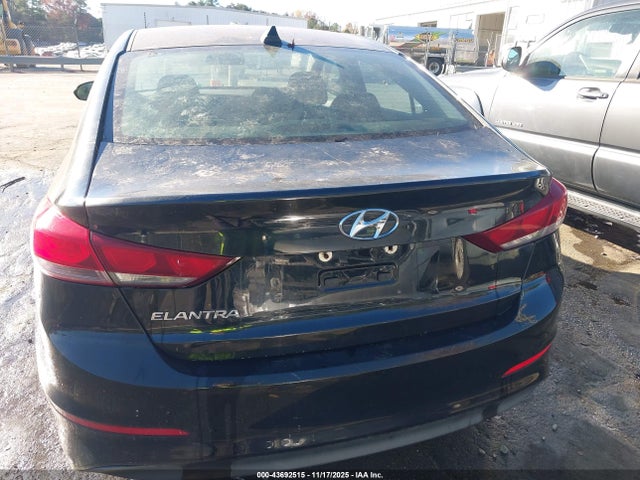 Продажа на аукционе авто 2018 Hyundai Elantra Value Edition, vin: 5NPD84LF5JH301059, номер лота: 43692515