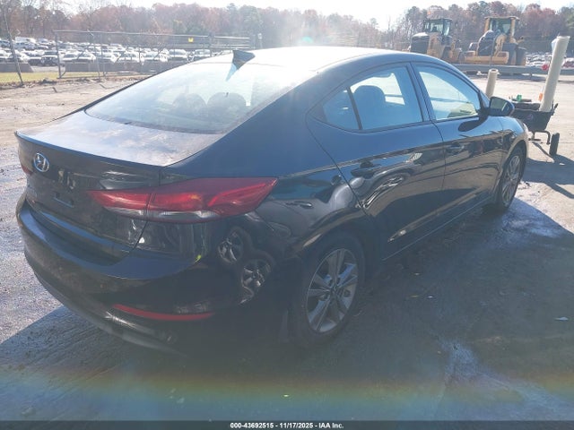 Продажа на аукционе авто 2018 Hyundai Elantra Value Edition, vin: 5NPD84LF5JH301059, номер лота: 43692515